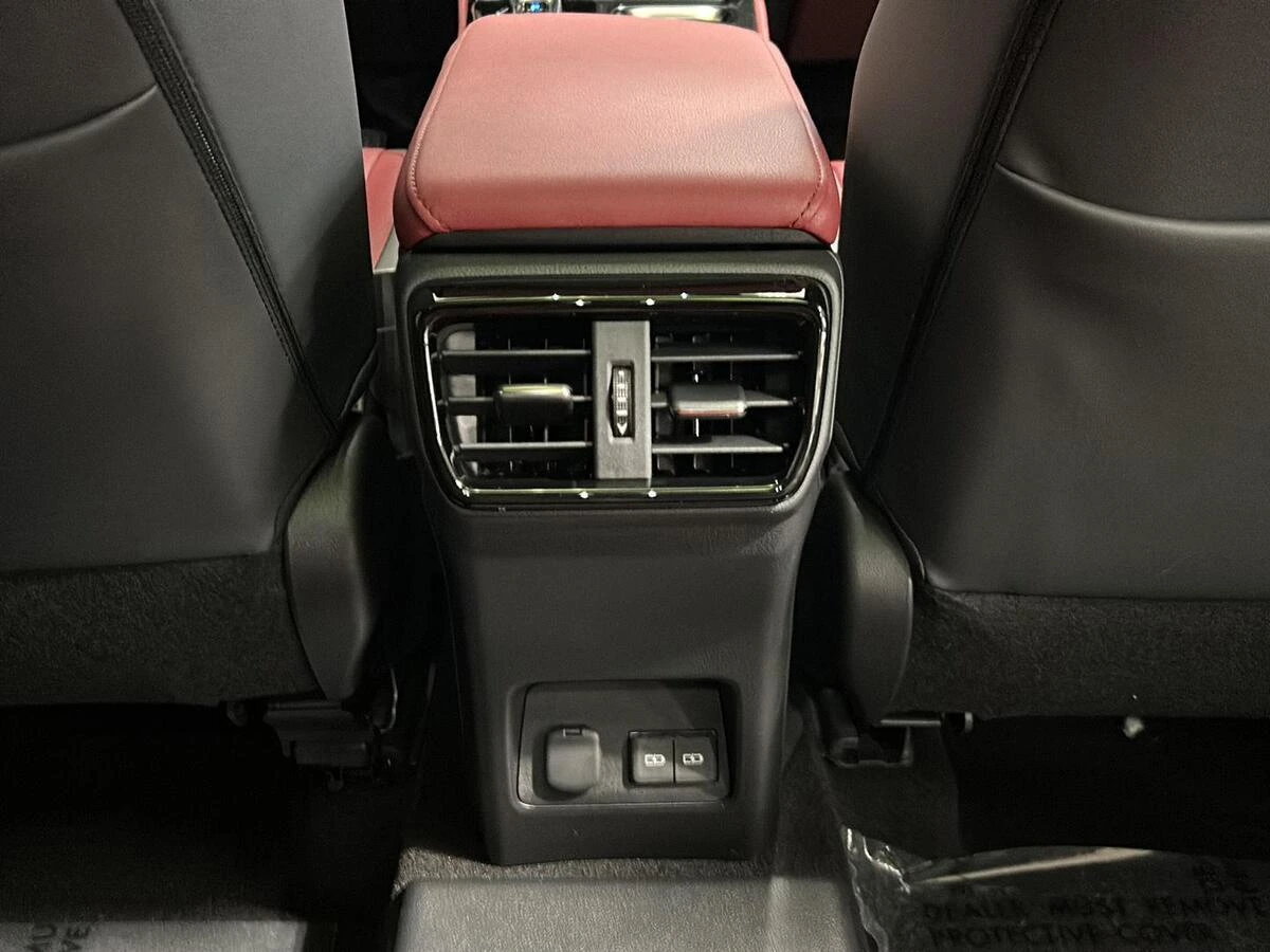 2026 Lexus NX 450h+ Luxury - Photo 11