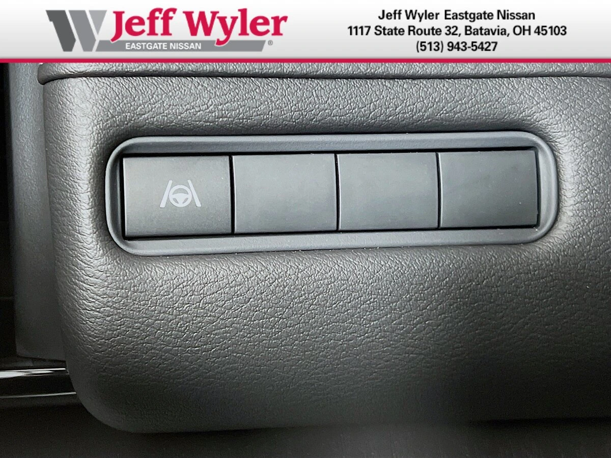 2026 Nissan Armada SV - Photo 12