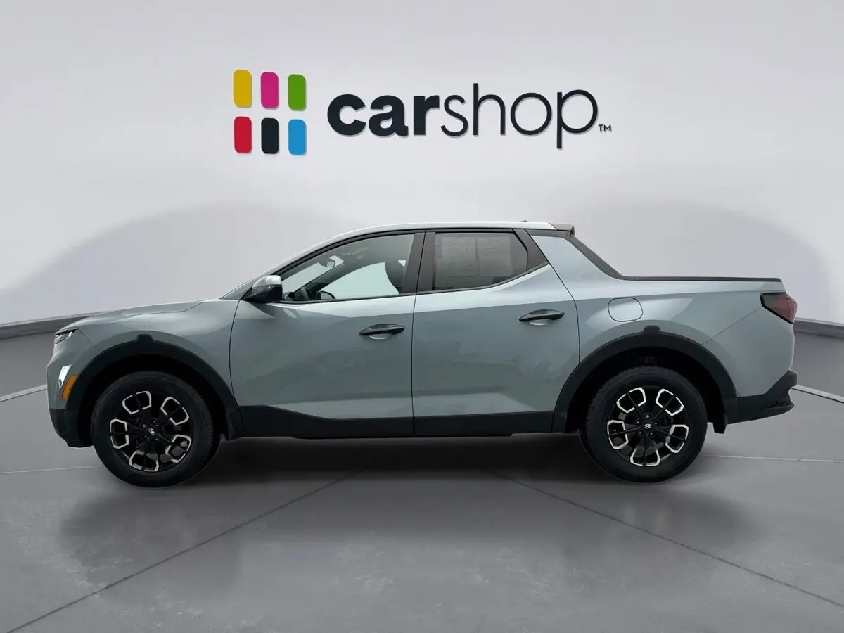 2022 Hyundai Santa Cruz SEL photo 2