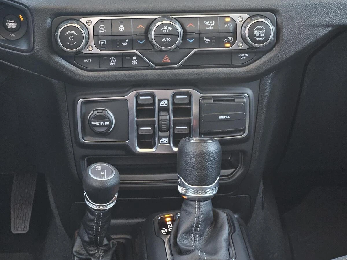 2025 Jeep Wrangler 4-Door Sport S - Photo 19