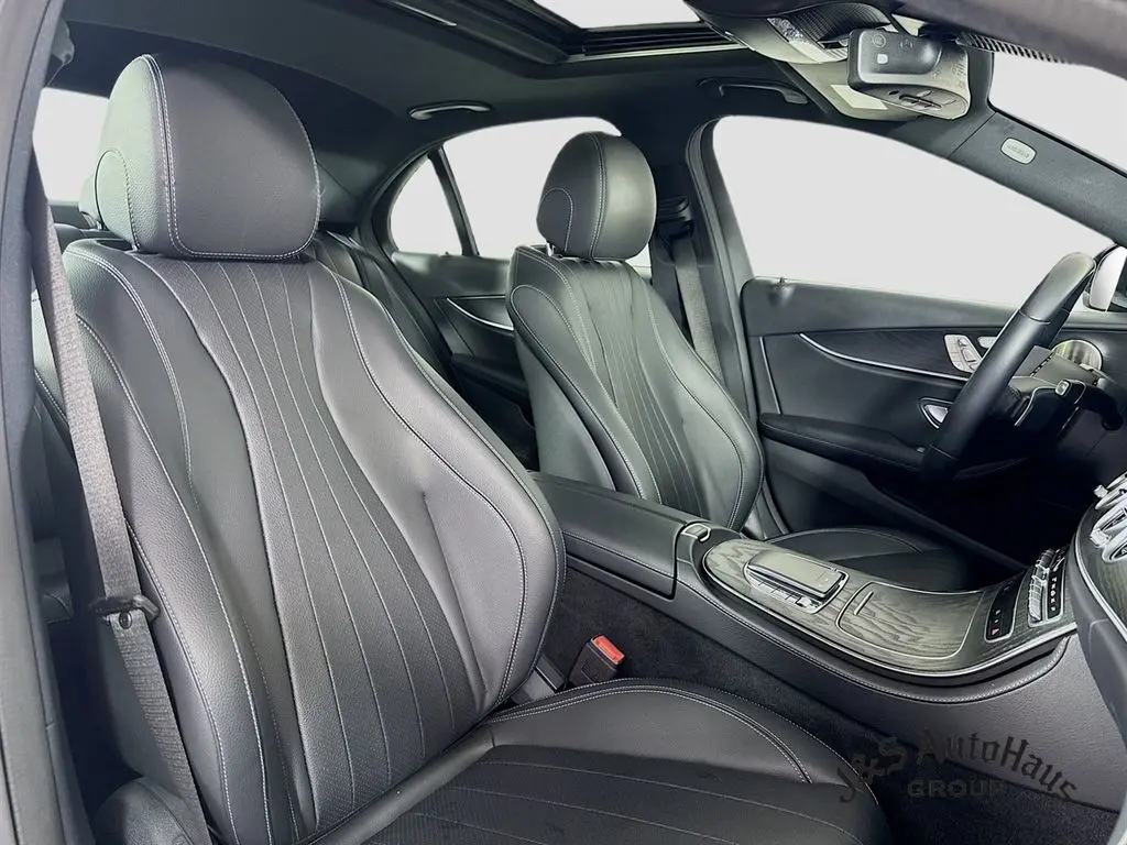 2022 Mercedes Benz E 350 photo 32