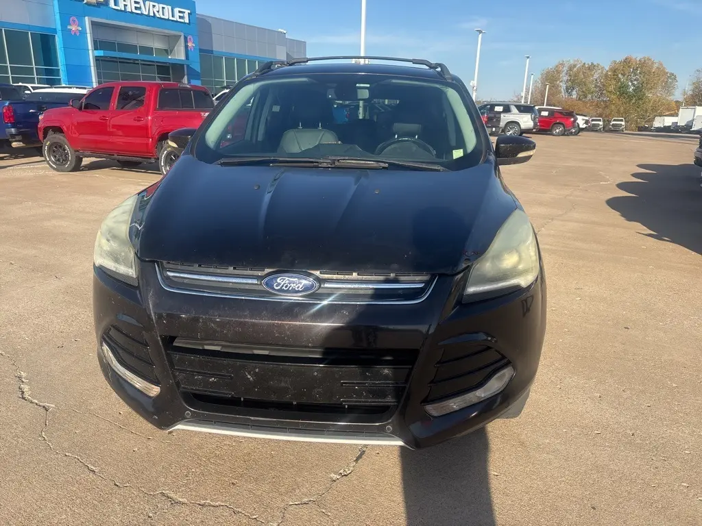 2013 Ford Escape Titanium photo 2