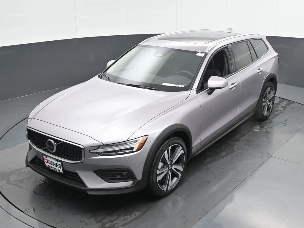 2026 Volvo V60 Cross Country Plus - Photo 34