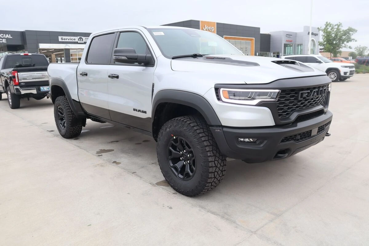 2026 RAM 1500 RHO 4x4 Crew Cab 5'7's photo