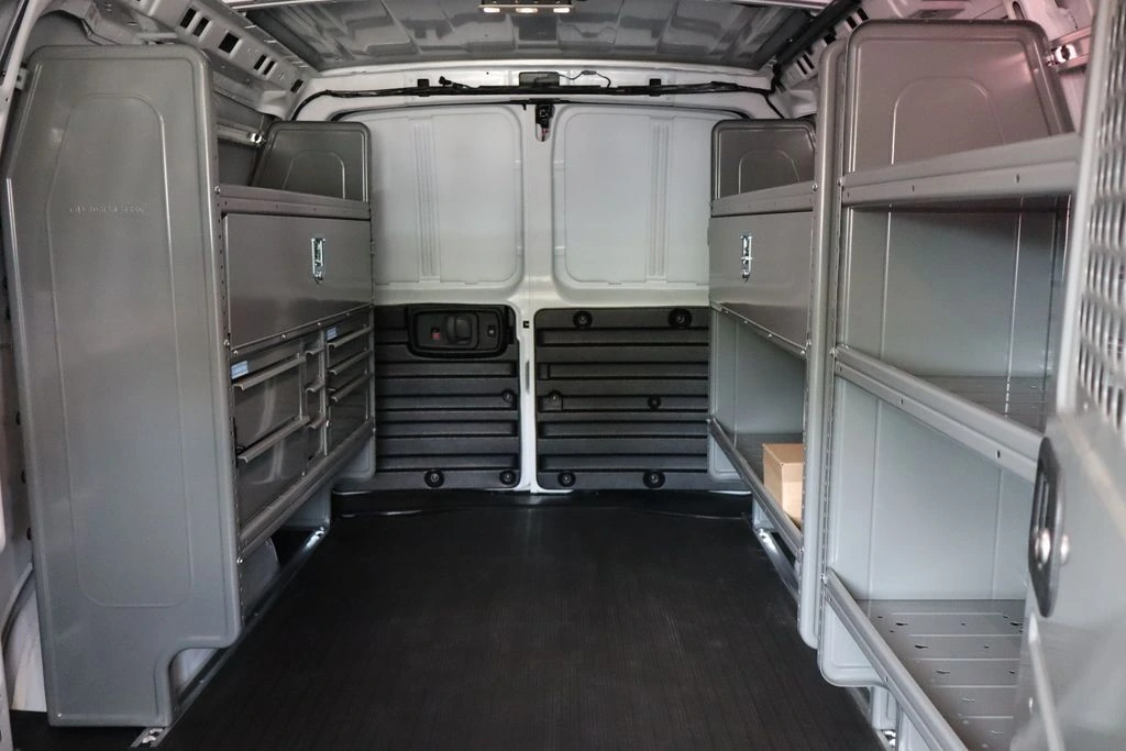 2025 Chevrolet Express Cargo Work Van - Photo 33