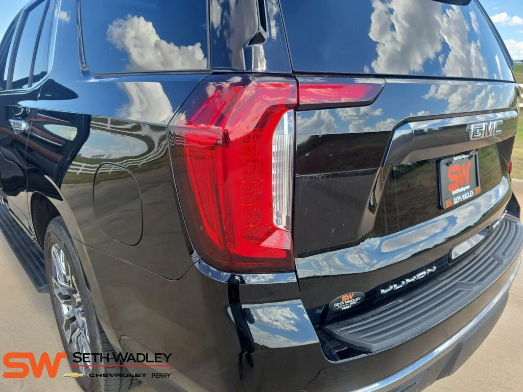2024 GMC Yukon Denali Ultimate - Photo 35