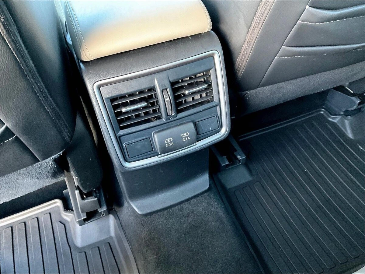 2021 Subaru Forester Limited - Photo 10