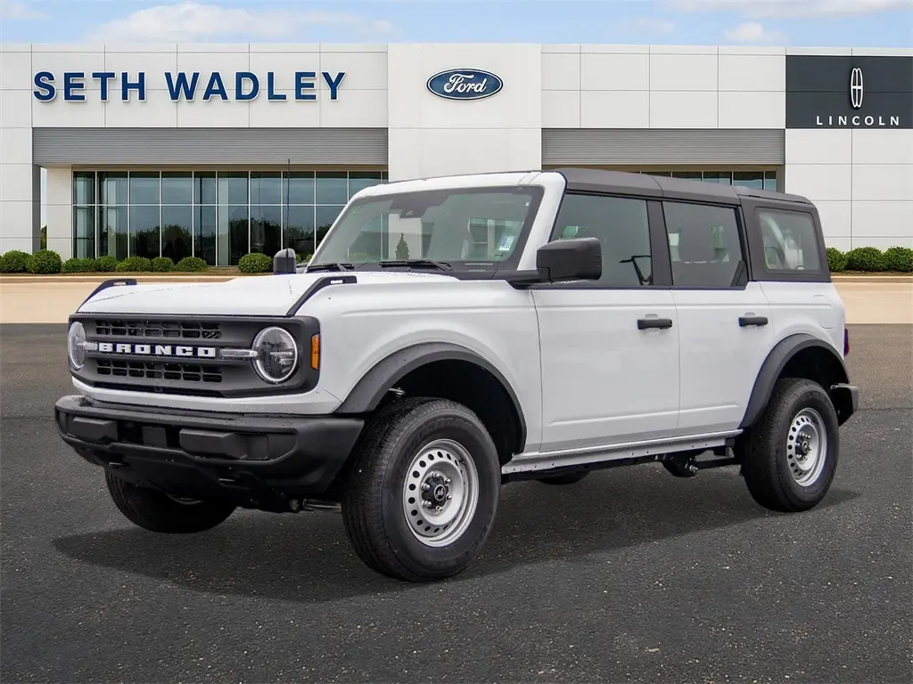 2025 Ford Bronco Base photo 2