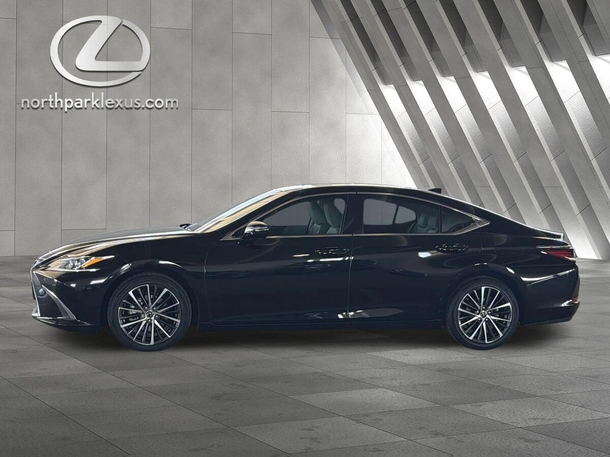 2024 Lexus ES