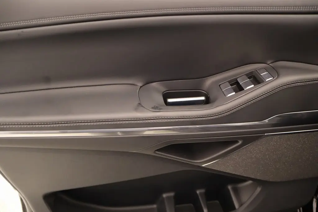 2025 Lincoln Navigator L Reserve photo 16