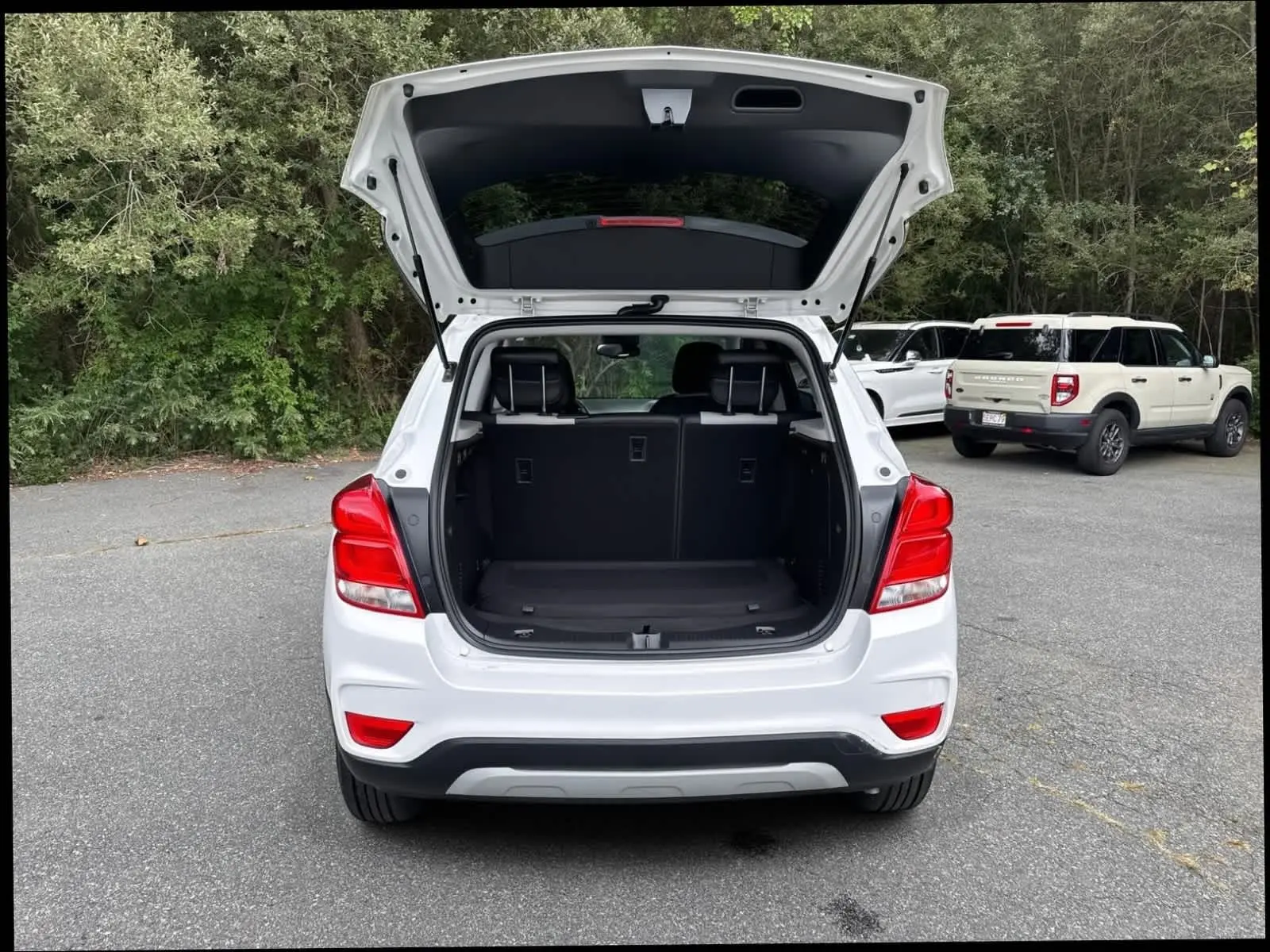 2022 Chevrolet Trax LT photo 36