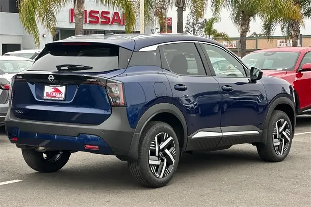 2026 Nissan Kicks SV photo 3