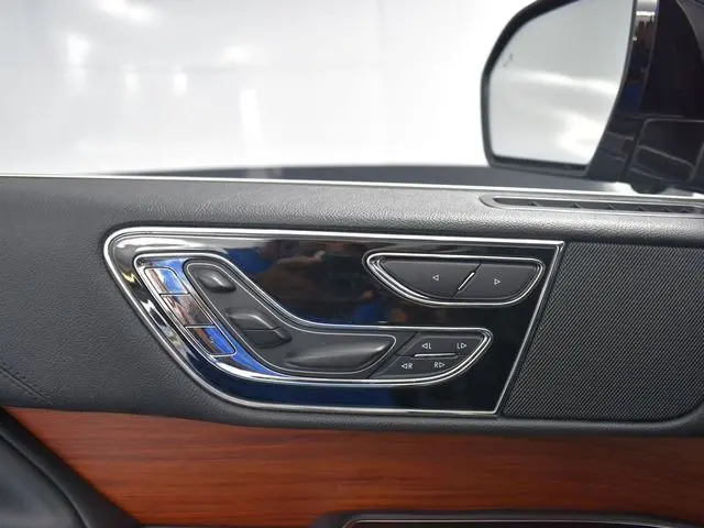 2021 Lincoln Navigator Reserve photo 10