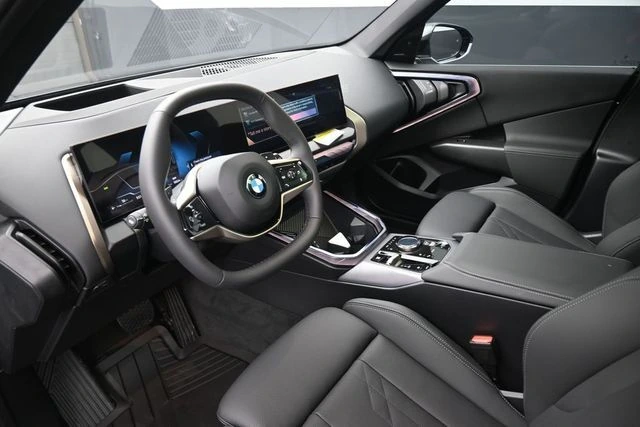 2025 BMW X3 30 - Photo 18