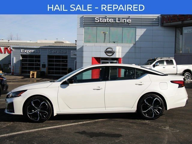 Used 2023 Nissan Altima SR with VIN 1N4BL4CV0PN426336 for sale in Kansas City