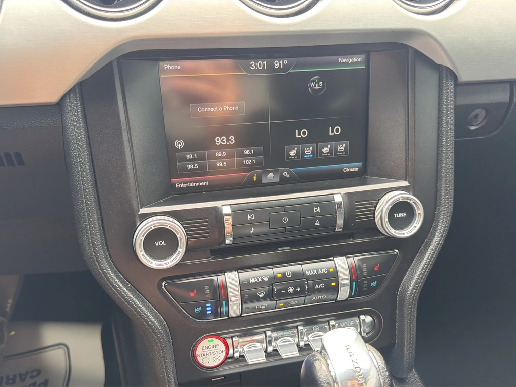2015 Ford Mustang EcoBoost - Photo 19
