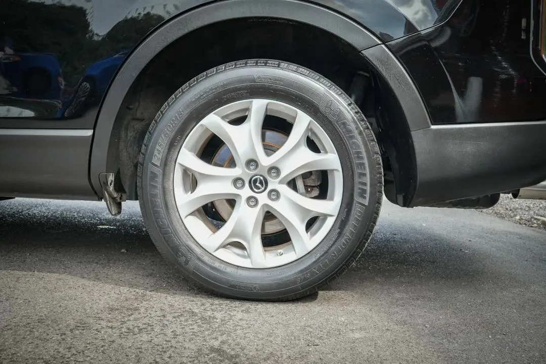 2013 Mazda CX-9 Sport photo 17