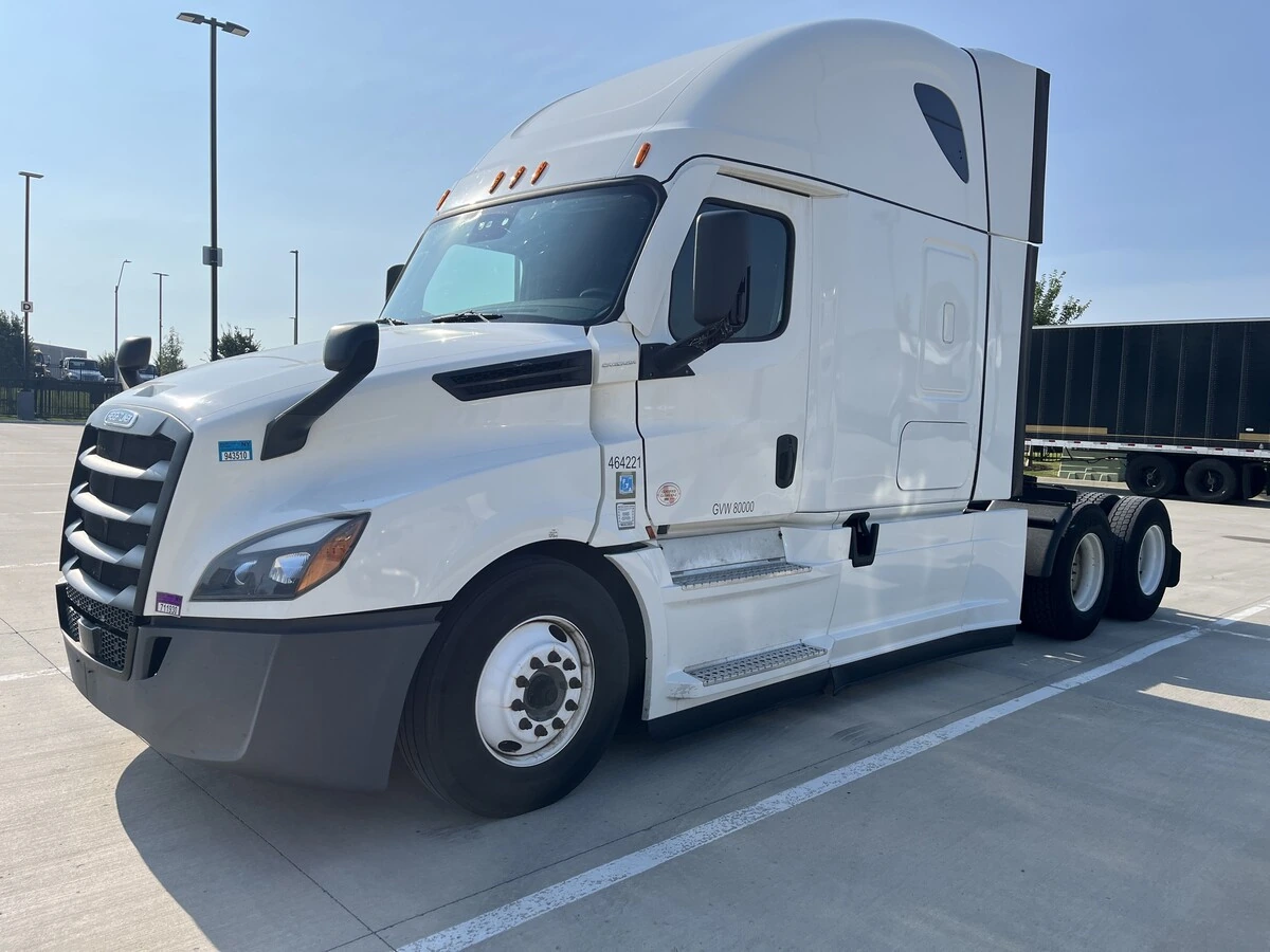 2022 Freightliner Cascadia