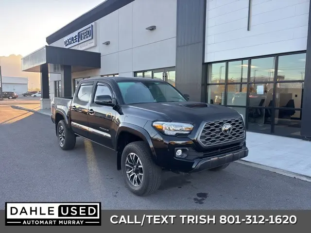 2023 Toyota Tacoma TRD Sport's photo