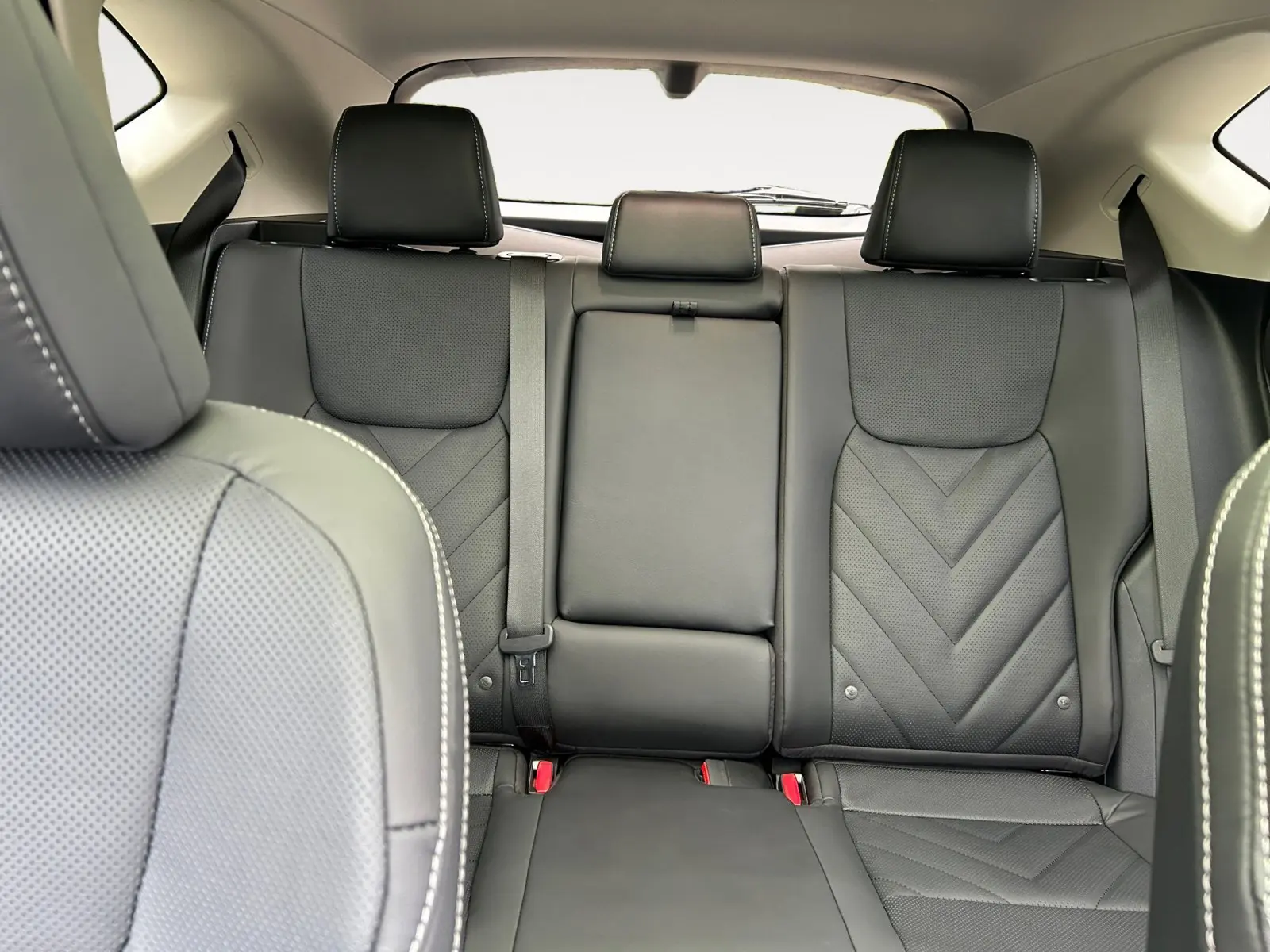 2026 Lexus NX 350 Luxury AWD photo 13
