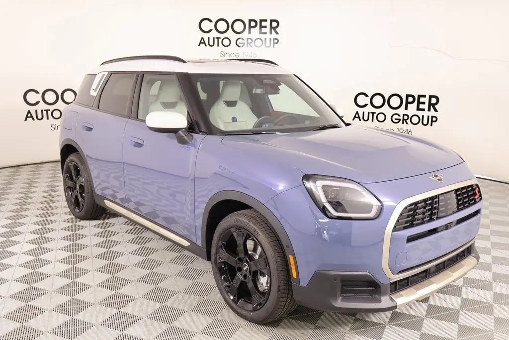 2026 MINI Countryman S's photo