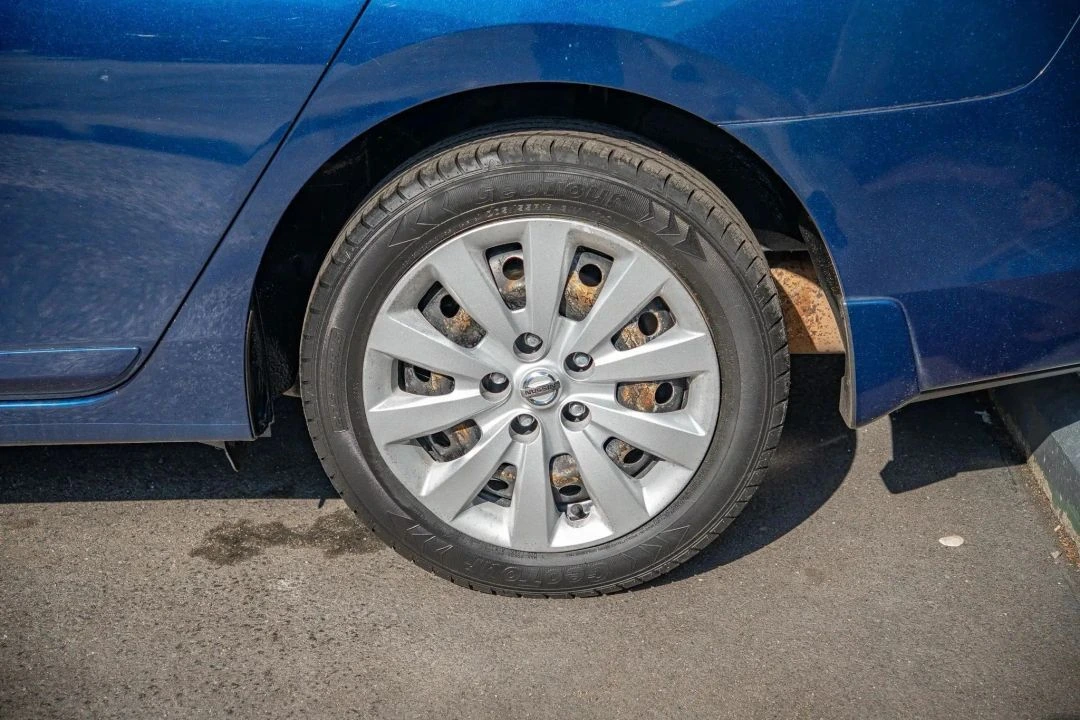 2016 Nissan Sentra S - Photo 17
