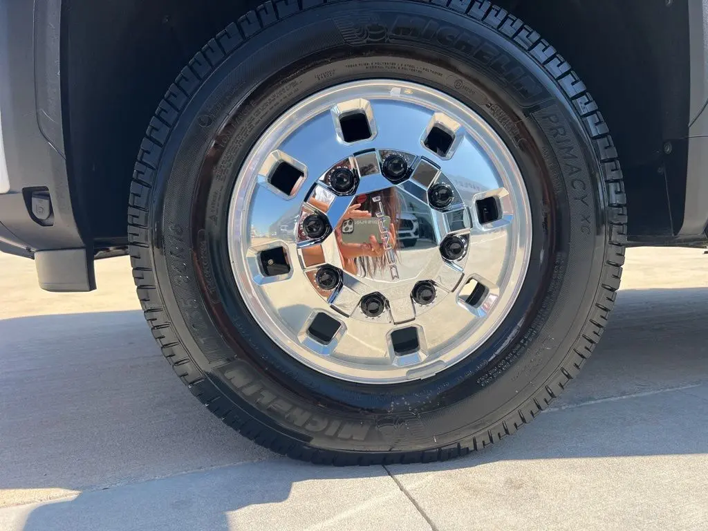 2025 Gmc Sierra HD Denali photo 12