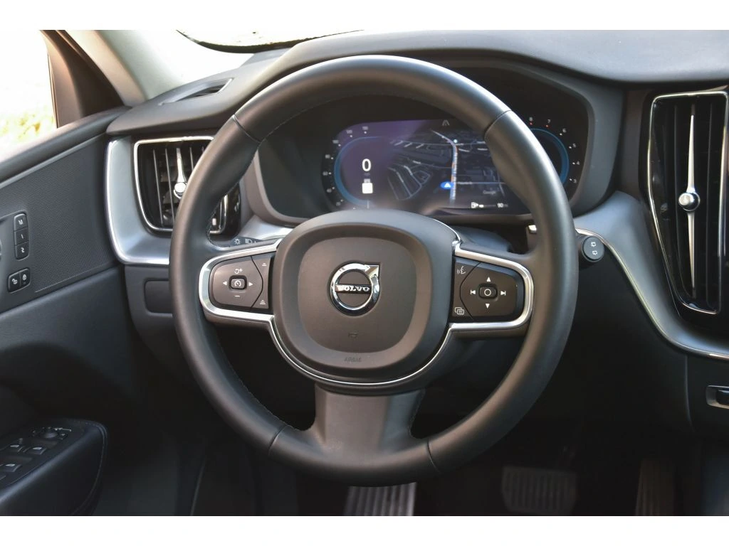 2023 Volvo - image 18