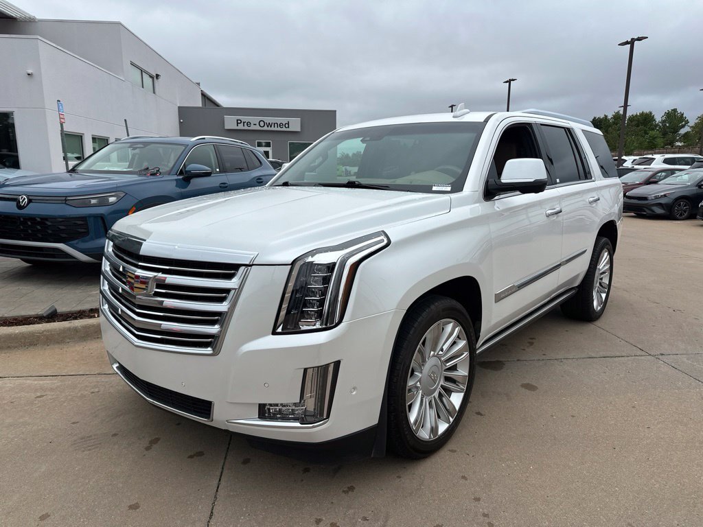 2018 Cadillac Escalade Platinum Edition