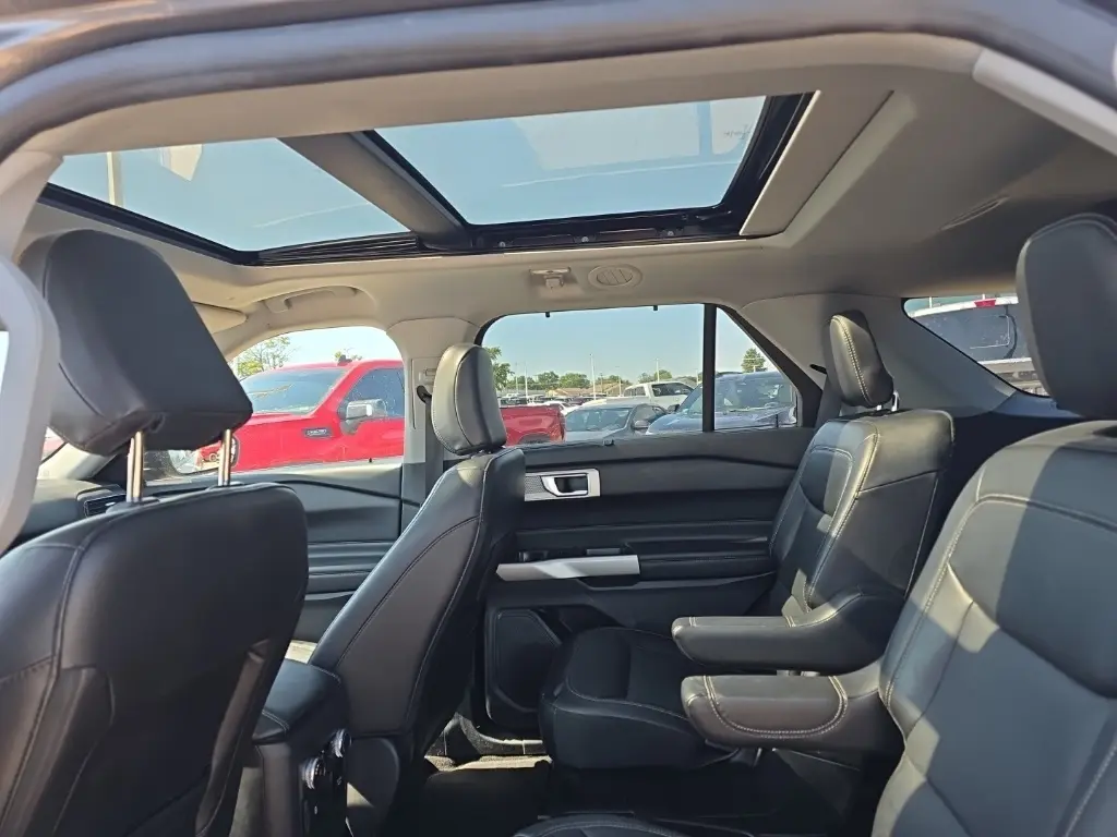 2021 Ford Explorer Limited photo 20