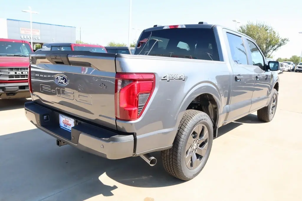 2025 Ford F-150 STX photo 17