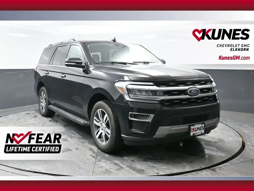 2024 Ford Expedition Limited's photo