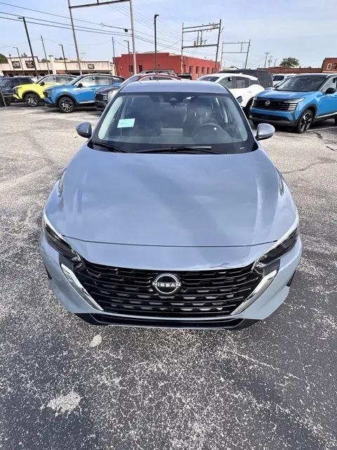 2025 Nissan Sentra SV photo 2