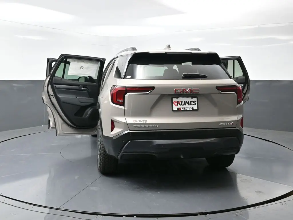 2026 Gmc Terrain AT4 photo 44