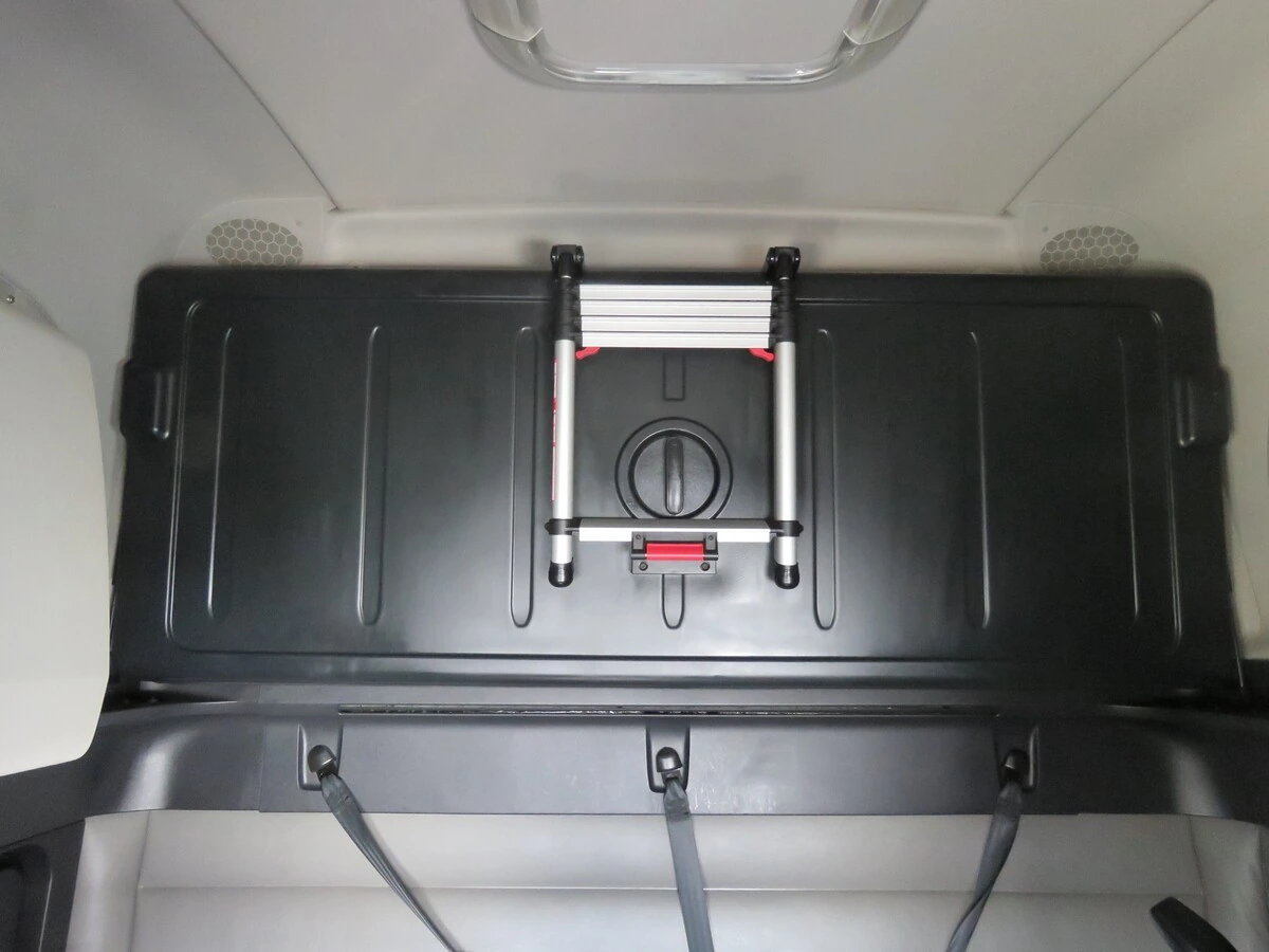 2022 Freightliner Cascadia - image 19