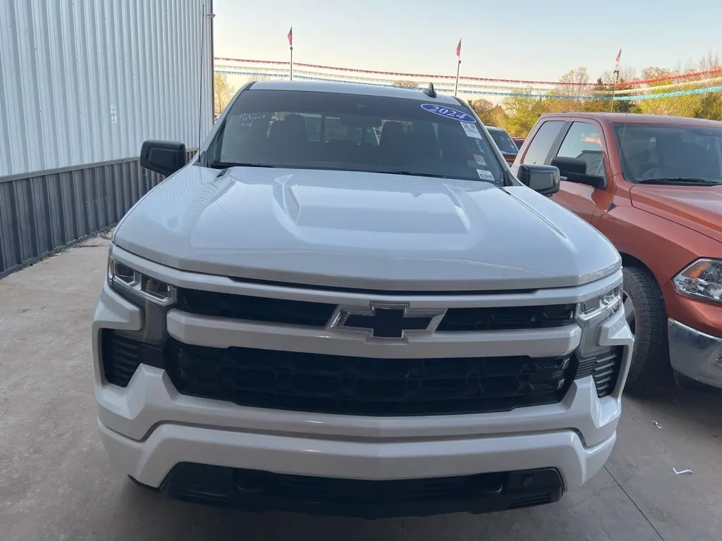 Used 2024 Chevrolet Silverado 1500 RST with VIN 1GCUDEE80RZ195625 for sale in Bartlesville, OK