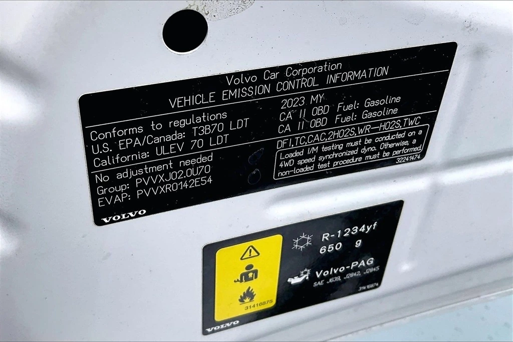 2023 Volvo - image 30