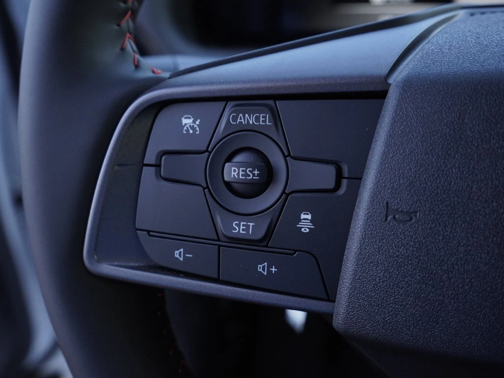 2026 Nissan Sentra SR - Photo 13