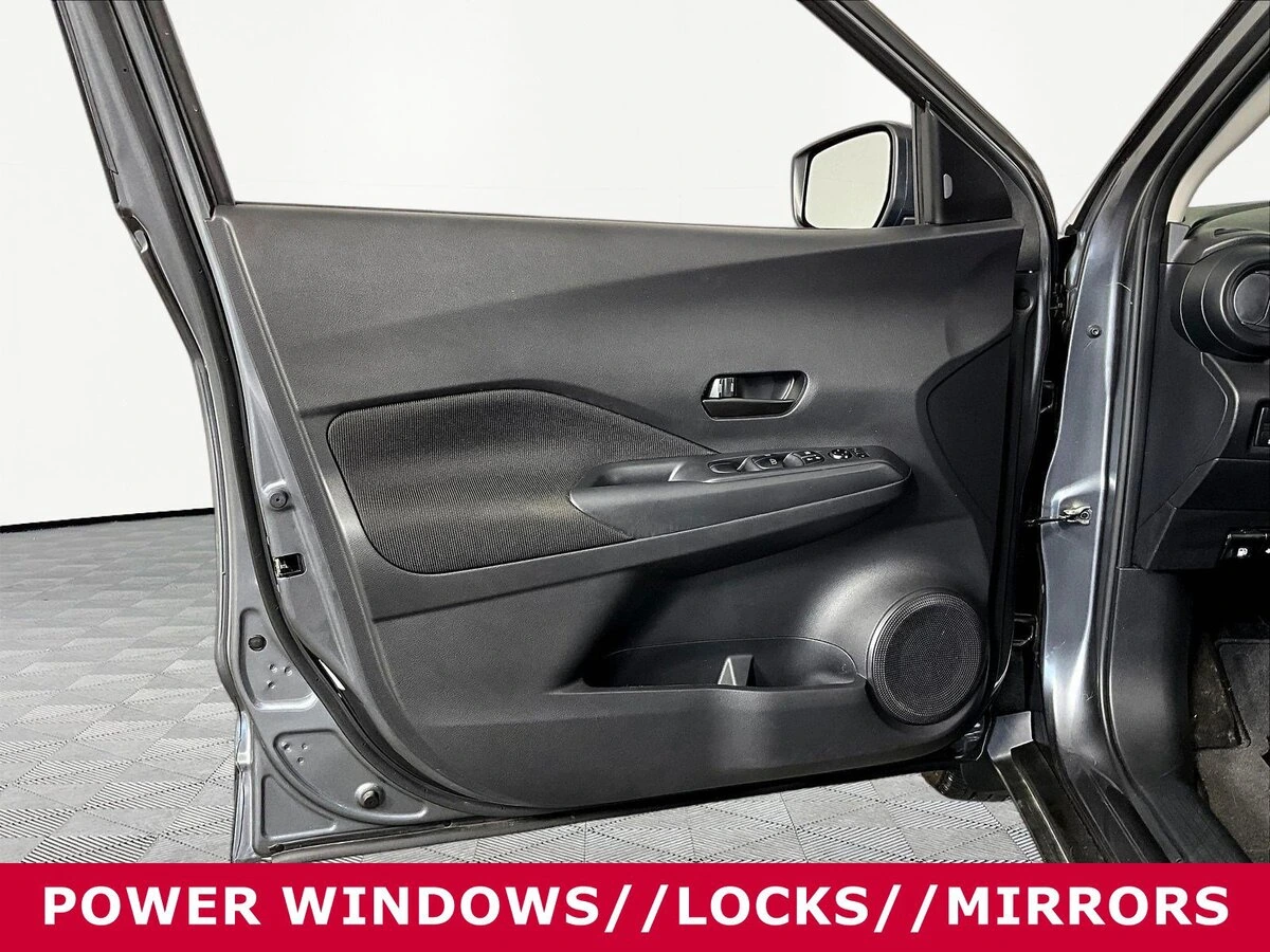 2024 Nissan Kicks S - Photo 18