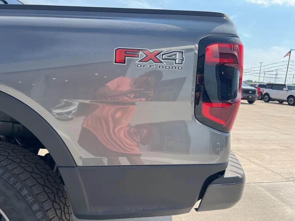 2025 Ford Ranger XLT photo 4