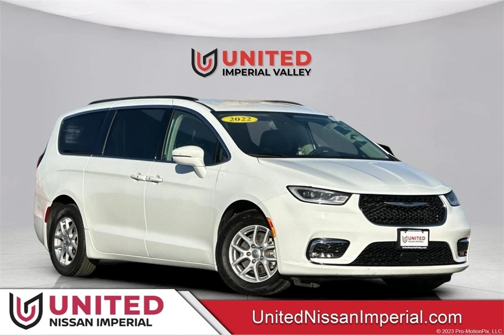 2022 Chrysler Pacifica Touring L
