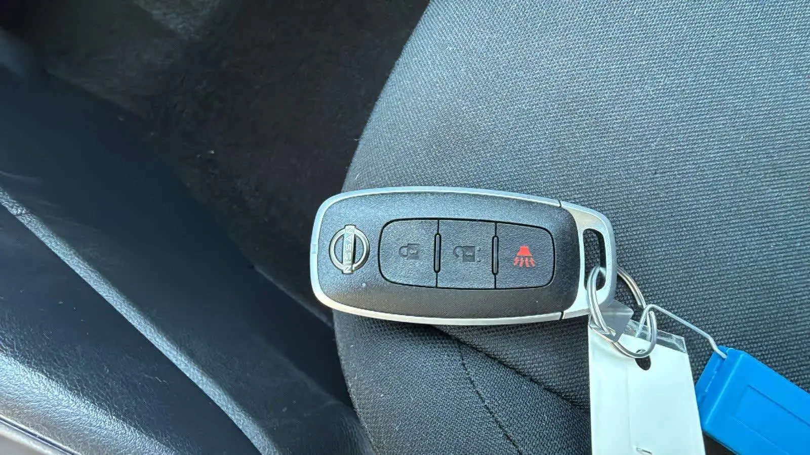 2024 Nissan Kicks S photo 22