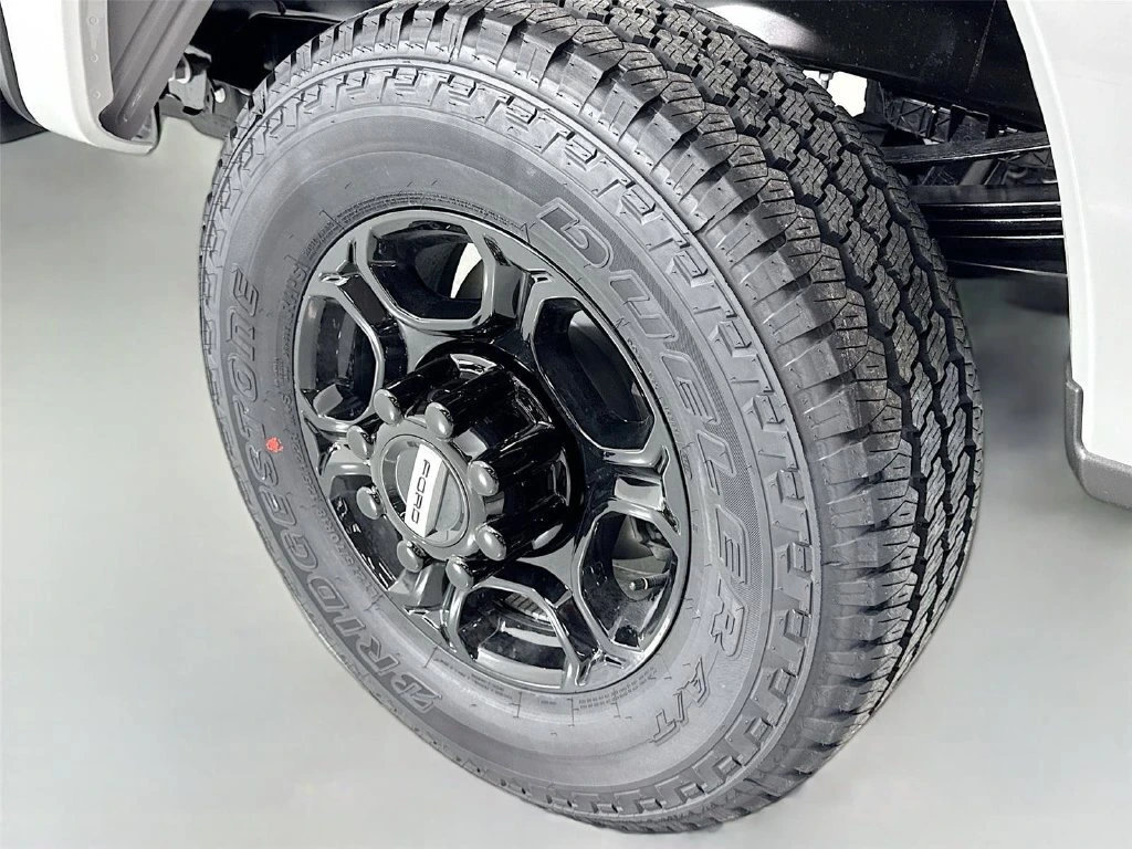 2026 Ford F-350 Super Duty XL - Photo 30