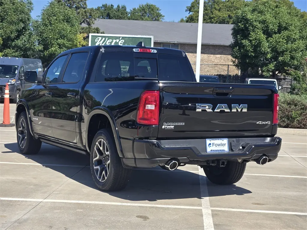 2026 Ram 1500 Laramie photo 3