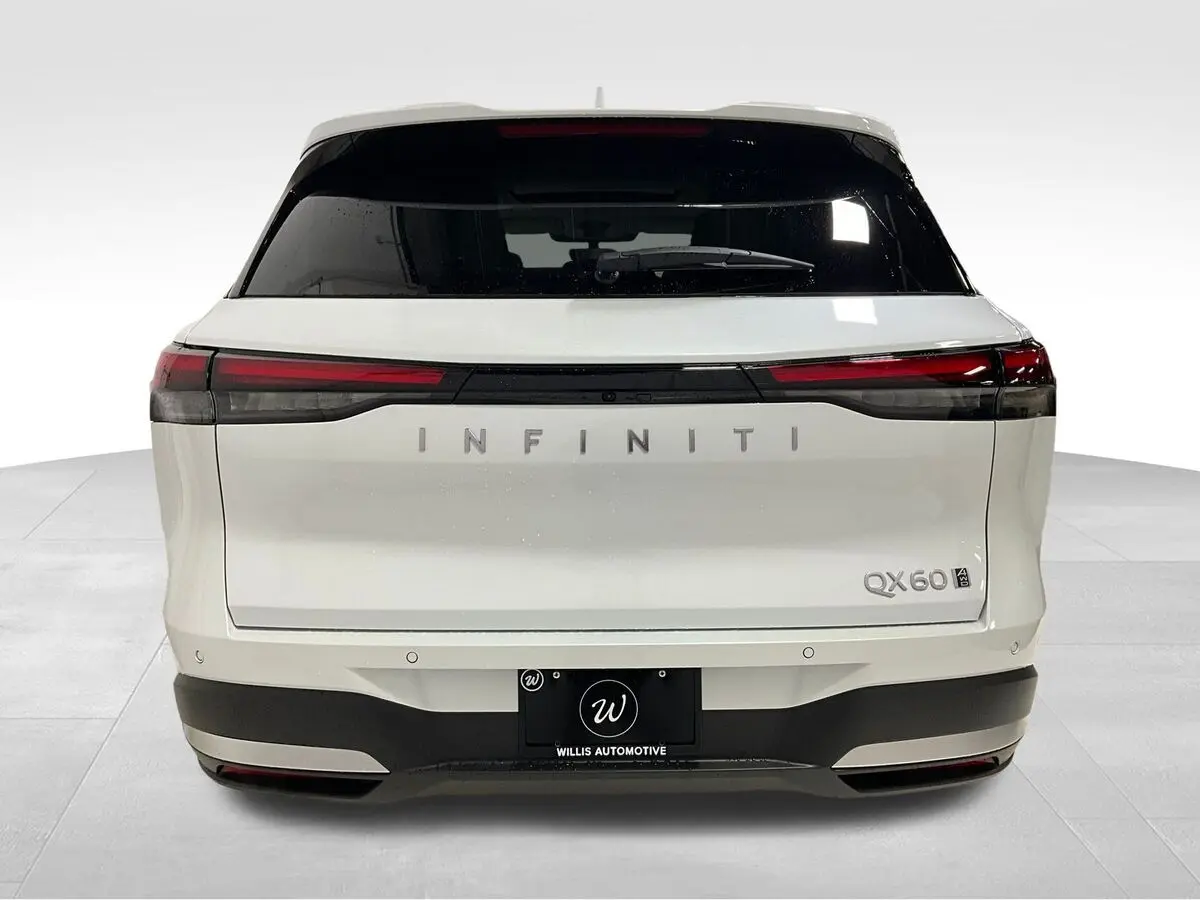 2026 Infiniti QX60 Luxe photo 4