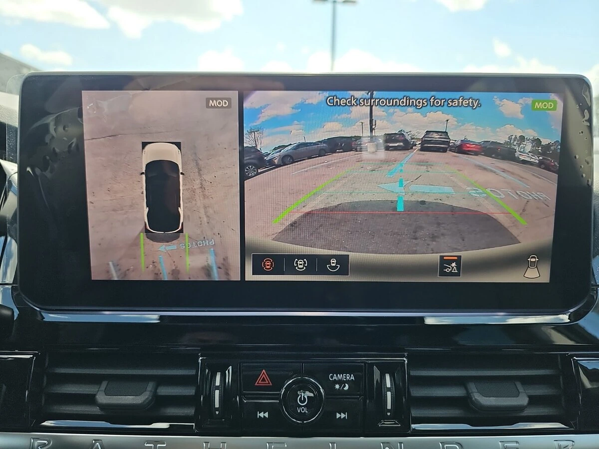 2026 Nissan Pathfinder Platinum - Photo 27