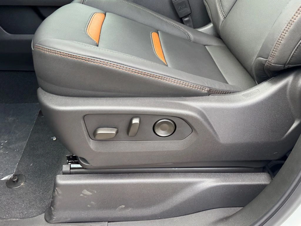 2026 GMC Sierra 1500 AT4 - Photo 12