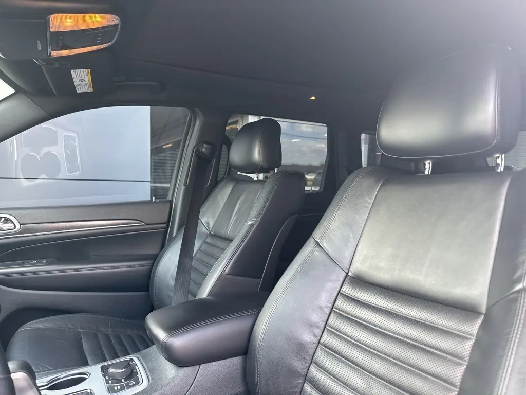 2018 Jeep Grand Cherokee Limited photo 12