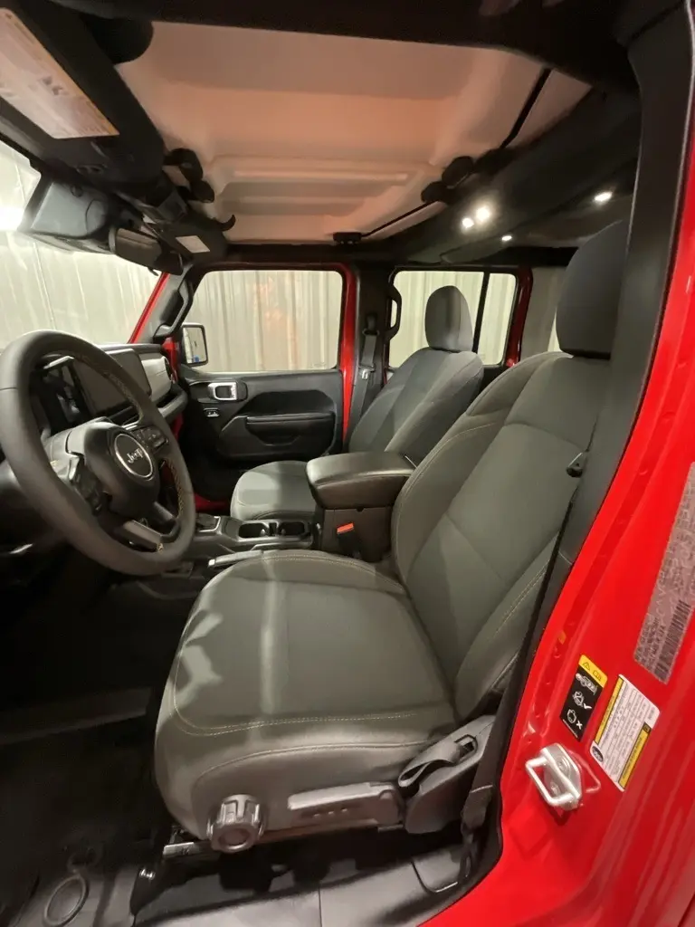 2024 Jeep Wrangler Willys 4xe photo 9