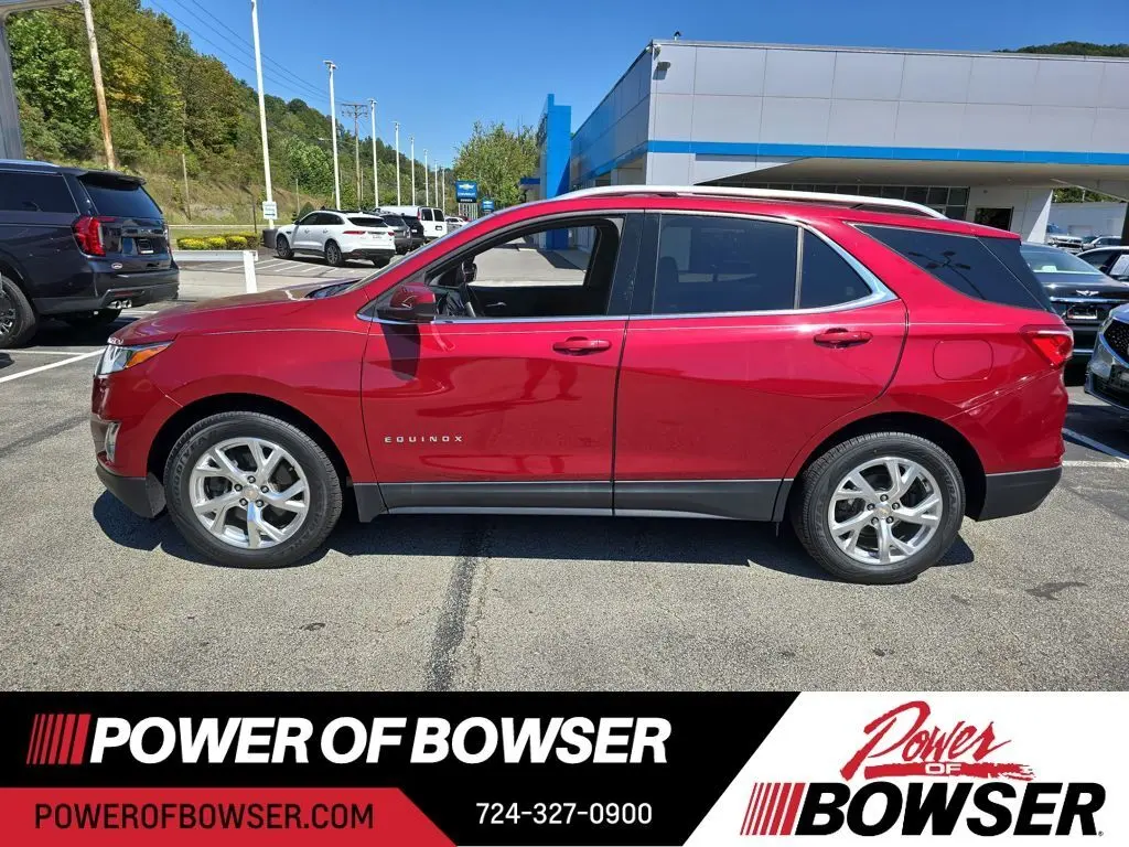 2019 Chevrolet Equinox LT photo 2